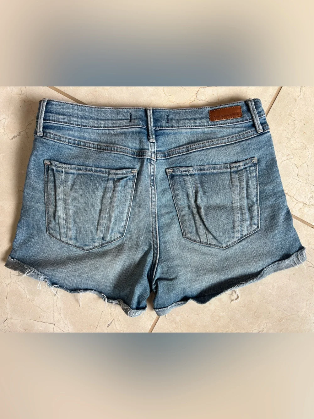 Abercrombie & Fitch Distressed Denim Cutoff Shorts Medium Wash Button Size 27